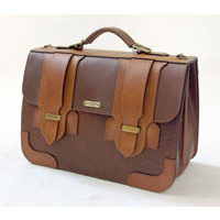 NTPS103 Pack Saddle Plainsman Brief Case