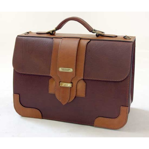 NTPS104 Pack Saddle Plainsman Brief Case ( Single Latch )